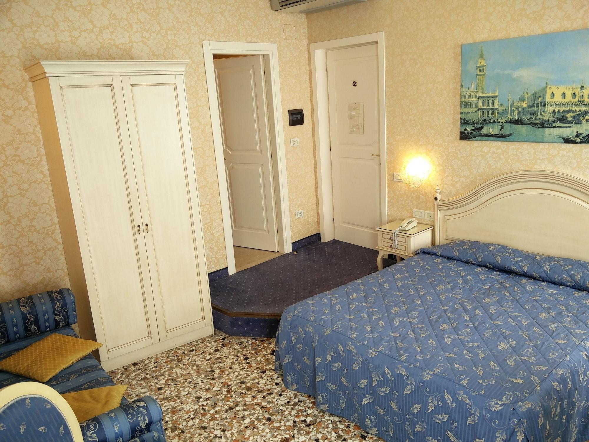 Hotel Ca' Formenta Venedik Dış mekan fotoğraf