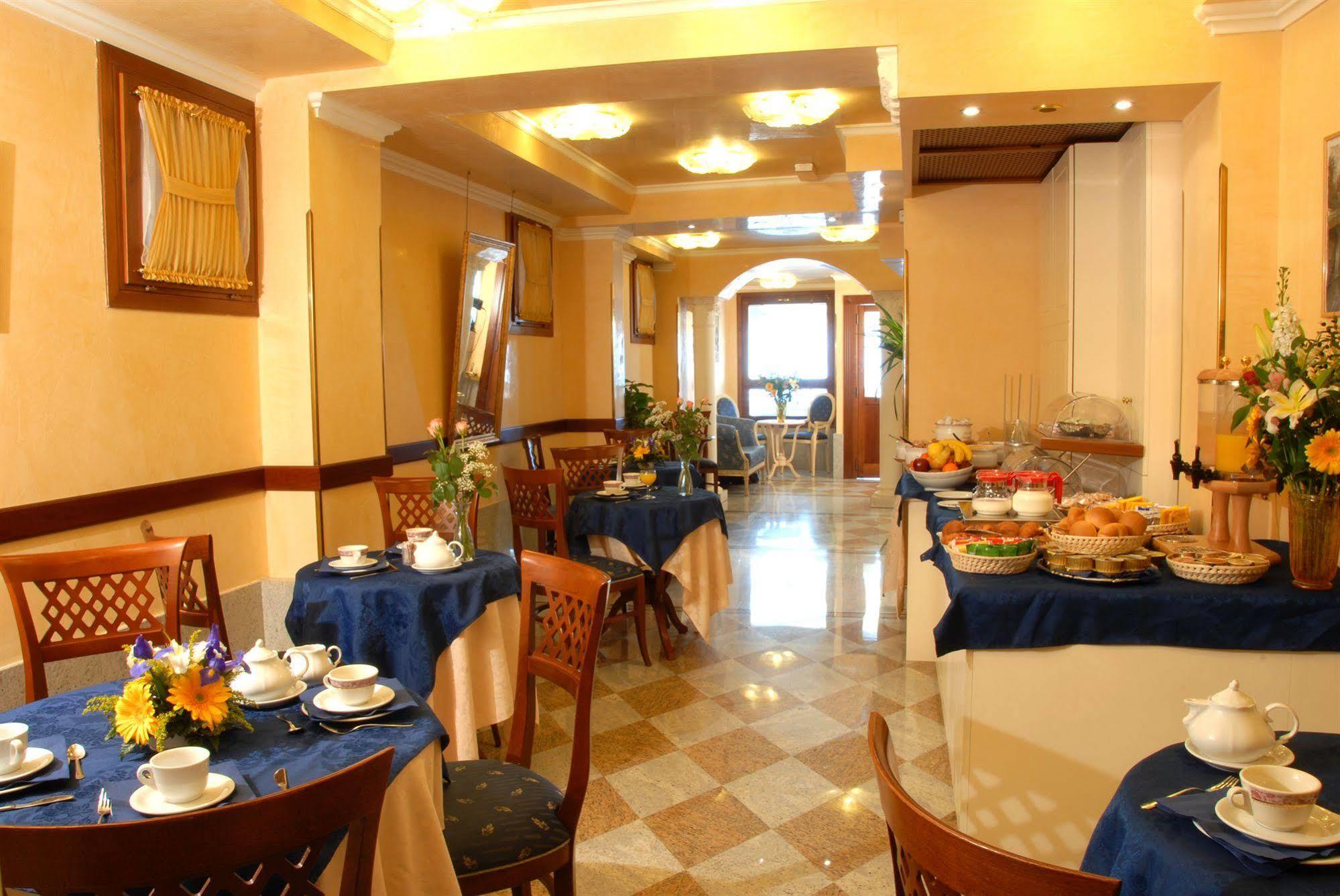 Hotel Ca' Formenta Venedik Restoran fotoğraf